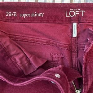 Ann Taylor LOFT Burgundy corduroy pants size 29/8